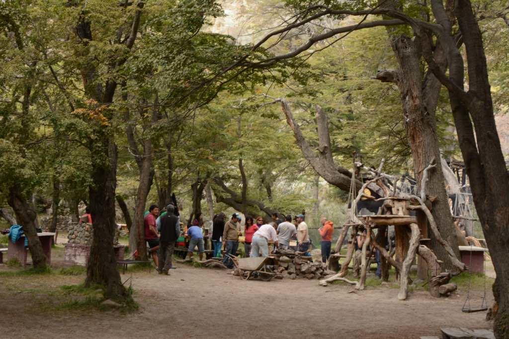 Camping Rio De Las Vueltas El Chalten Ngoại thất bức ảnh